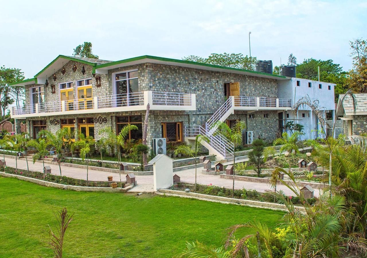 Tag Resorts The Banyan Retreat Rāmnagar Exterior photo