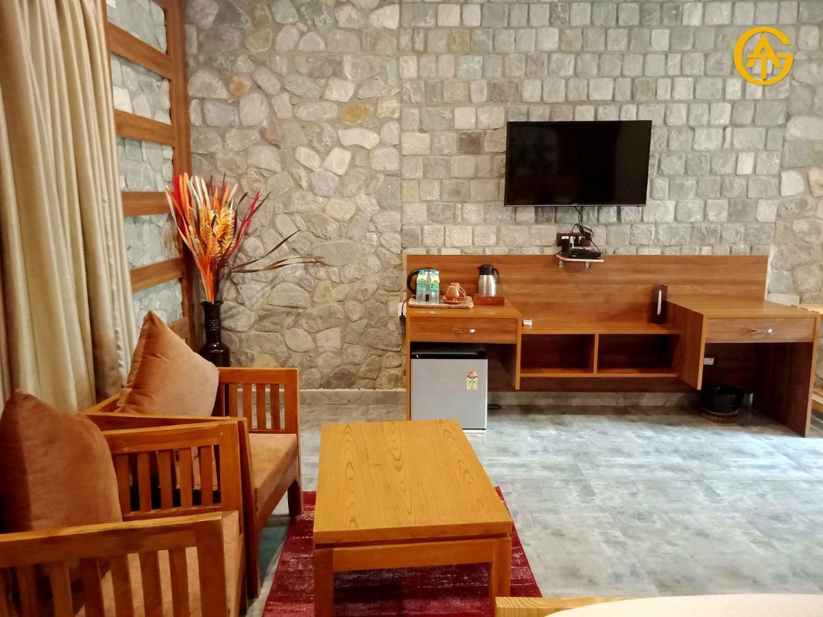 Tag Resorts The Banyan Retreat Rāmnagar Exterior photo