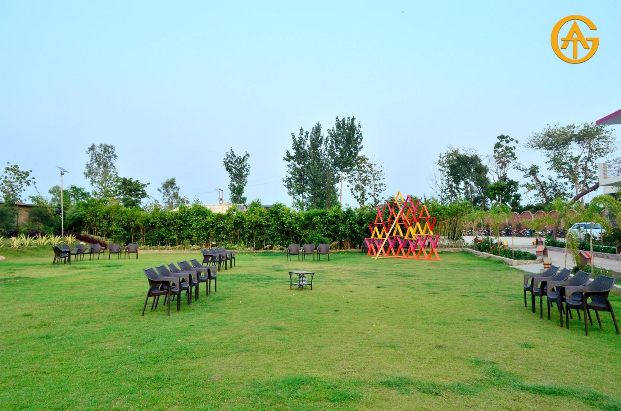 Tag Resorts The Banyan Retreat Rāmnagar Exterior photo